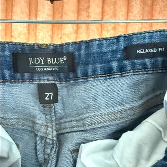 Stylish Judy Blue Distressed Women Jeans - Picture 2 of 3